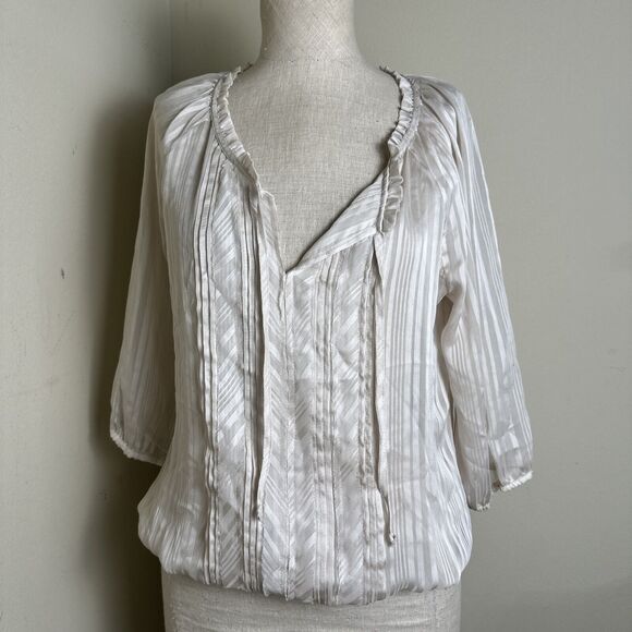 Express Women’s Cream Sheer Ruffle Neck Top Shirt Sz Small - Picture 1 of 10